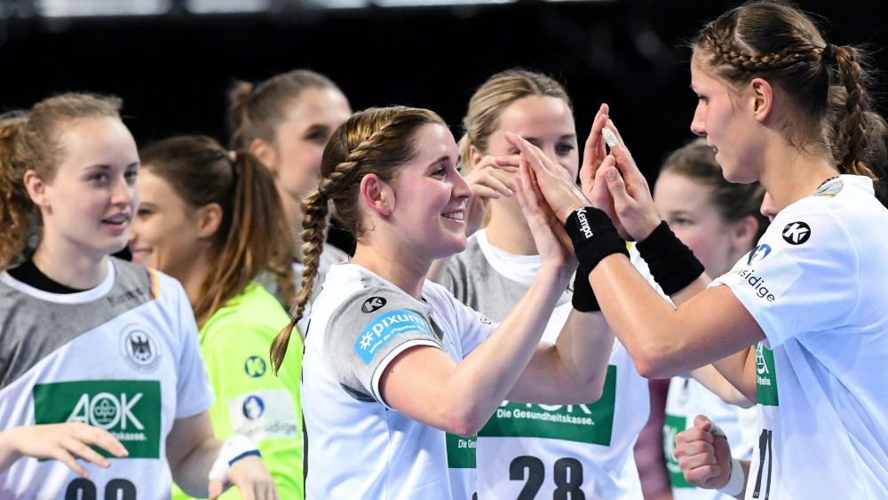 Handball Em Dhb Frauen Brauchen Sieg Mit Zw Lf Toren