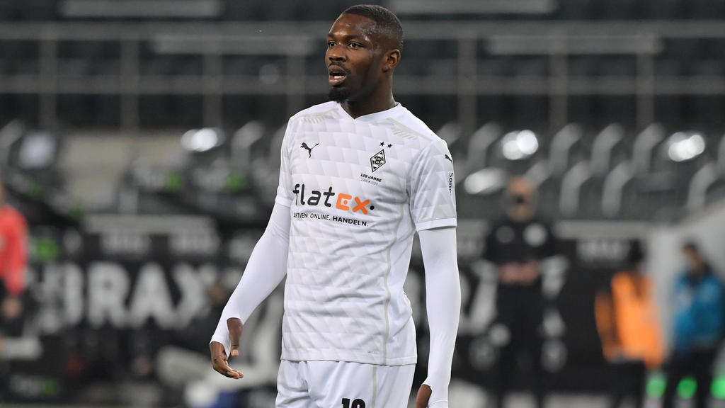 Thuram, estrella de Gladbach, persigue a media Europa Thuram, estrella de Gladbach, persigue a media Europa