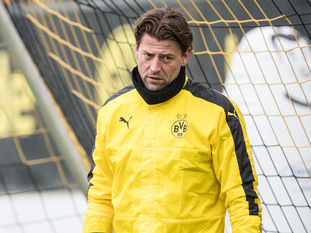 Roman Weidenfeller spielt bereits seit 15 Jahren beim BVB Roman Weidenfeller spielt bereits seit 15 Jahren beim BVB
