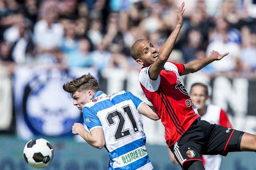 Django Warmerdam in duel met Feyenoord-middenvelder Karim El Ahmadi