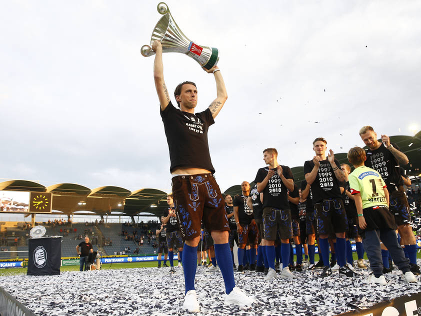 In Graz wurden der Pokalsieg und Torhüter Christan Gratzei gefeiert