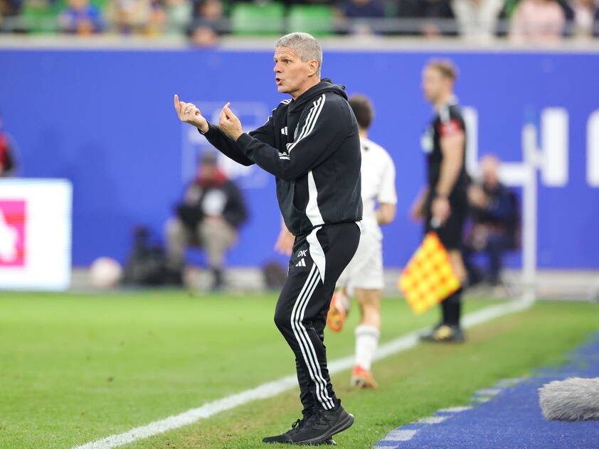Kühbauer lobte sein Team und tadelte den Referee Kühbauer lobte sein Team und tadelte den Referee