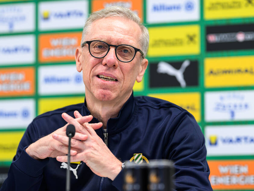 Rapid-Trainer Stöger erhielt Stürmer Mbuyi als Neuzugang