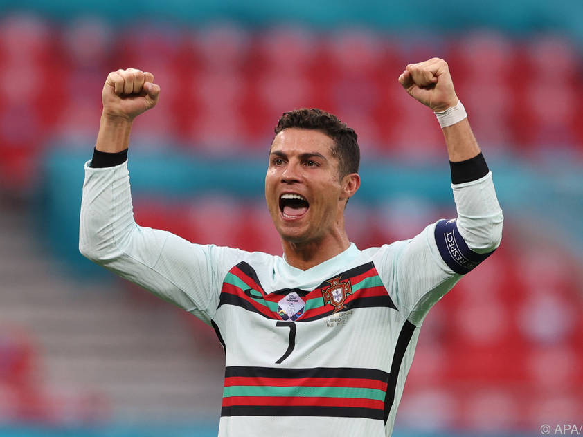 Cristiano Ronaldo jubelt über den Sieg und den EM-Rekord