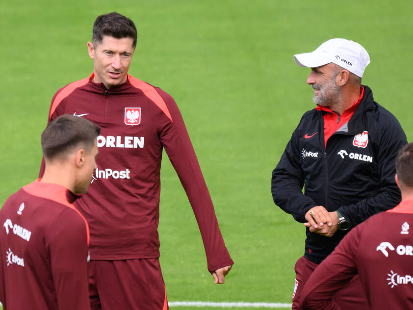 Robert Lewandowski stand am Mittwoch für individuelle Übungen auf dem Platz