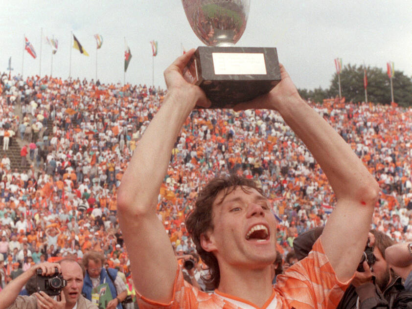 Van Basten beim EM-Triumph 1988 Van Basten beim EM-Triumph 1988