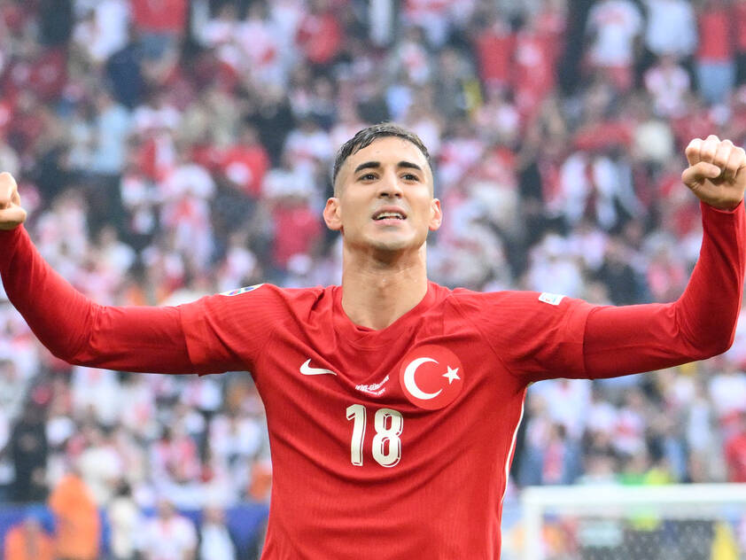 Bei Fenerbahce und im türkischen Team durchgestartet: Mert Müldür Bei Fenerbahce und im türkischen Team durchgestartet: Mert Müldür
