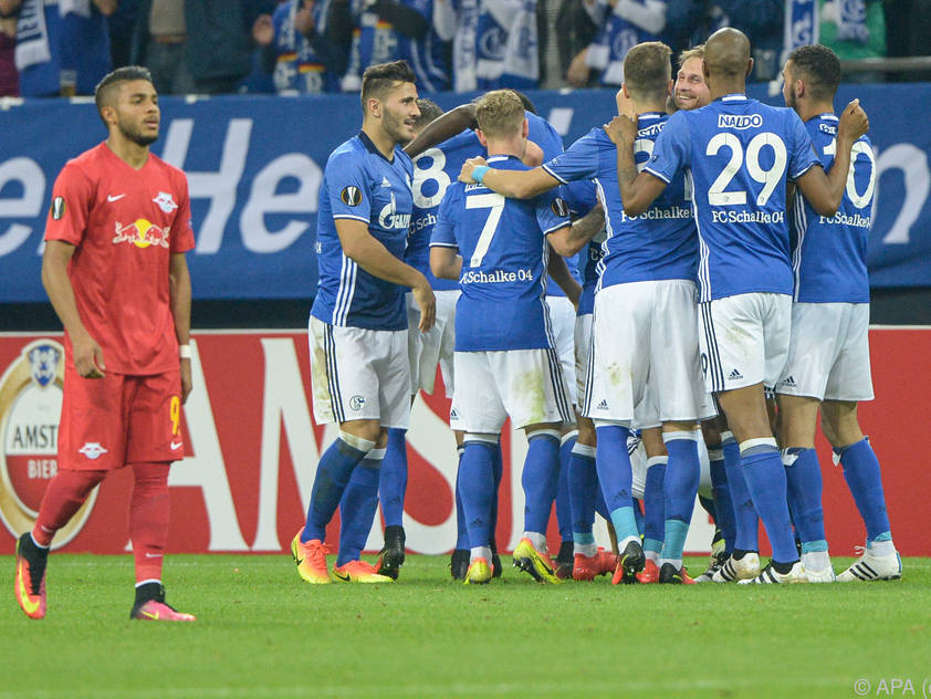 Schalke jubelt, Salzburg am Boden zerstört