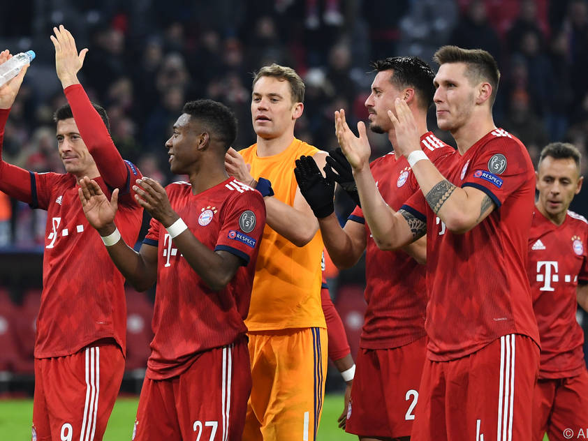 Bayern löste das Achtelfinal-Ticket mit einem 5:1 gegen Benfica
