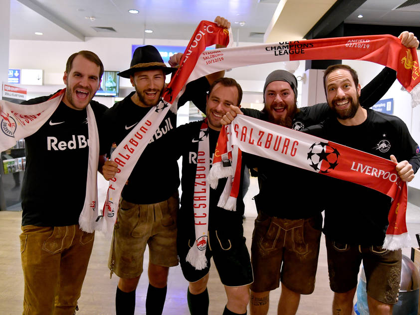 Salzburger Fans freuen sich auf die Anfield Road