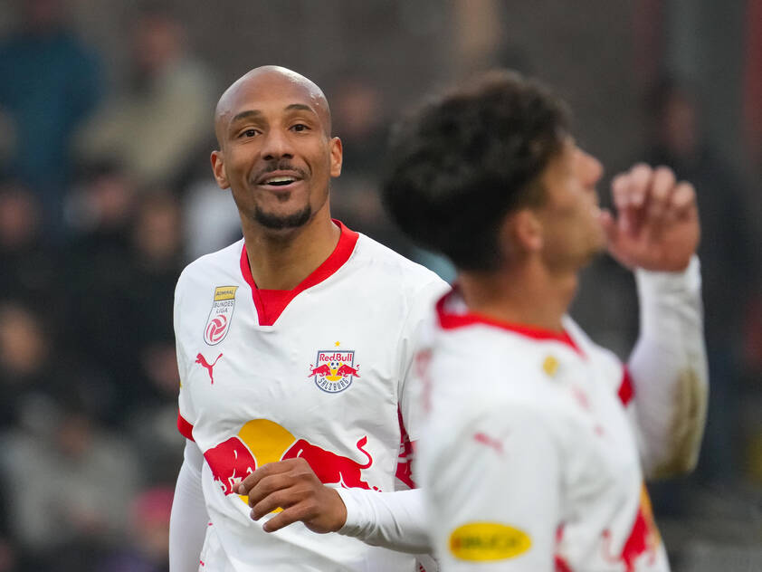Salzburg-nach-Kantersieg-in-CL-Quali-auf-Kurs