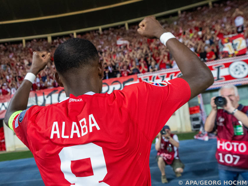 Alaba bedankte sich bei den Fans für die Unterstützung Alaba bedankte sich bei den Fans für die Unterstützung