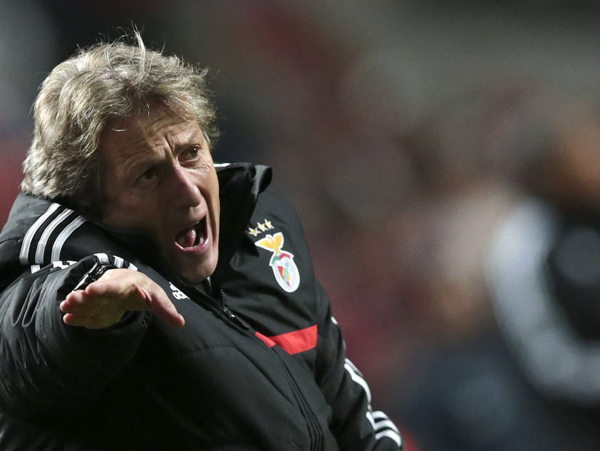 Benfica-Trainer Jorge Jesus behinderte die Polizei