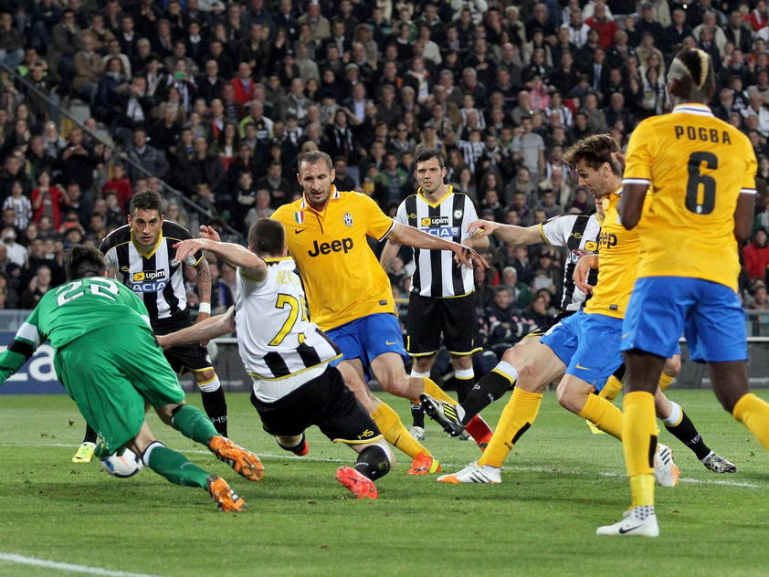 Fernando Llorente trifft zum 2:0 für Juventus