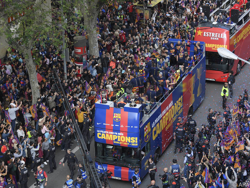 Der FC Barcelona feiert seinen 25. Meistertitel