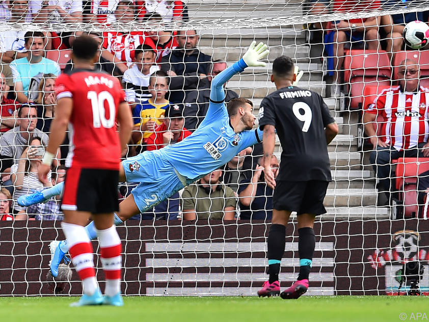 Southampton-Keeper Gunn streckt sich vergeblich: 1:0 für Liverpool