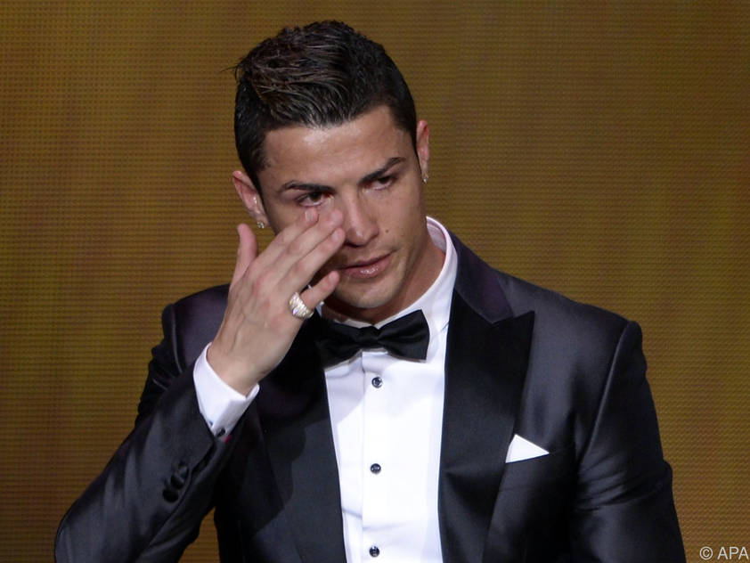 Ronaldo trauert noch immer um seinen Vater Ronaldo trauert noch immer um seinen Vater
