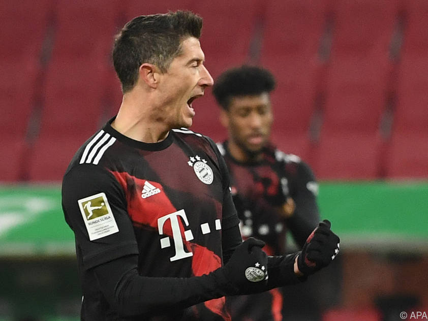 Richtete es für die Bayern per Elfer: Robert Lewandowski
