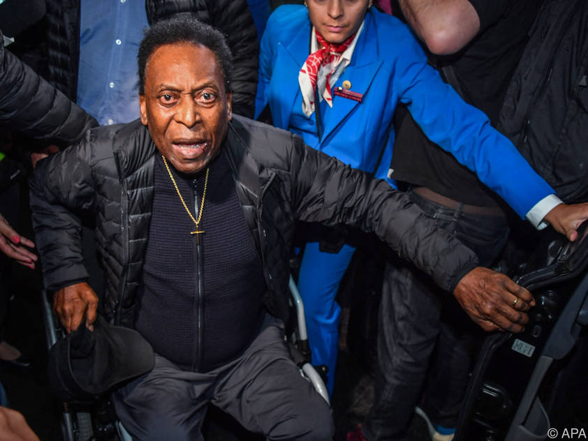 Große Ehre für die brasilianische Legende Pelé Große Ehre für die brasilianische Legende Pelé