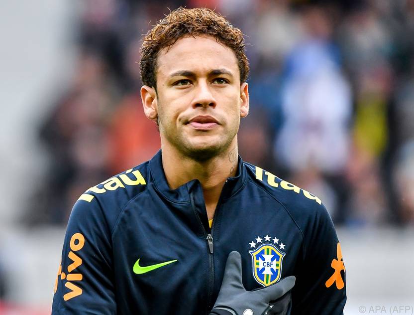 Neymar dementierte Probleme in Paris