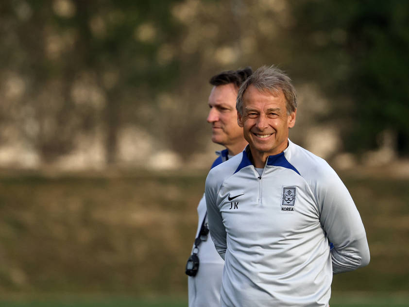 Klinsmann und Herzog im Hintergrund