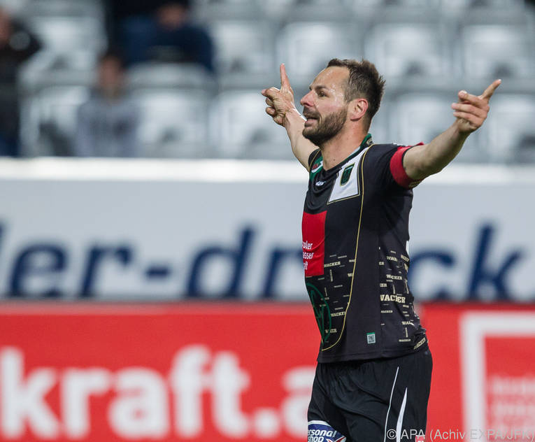 Roman Wallner geht künftig für SV Grödig auf Torejagd.