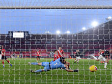 Southampton muss sich spät mit 2:3 gegen Manchester United geschlagen geben
