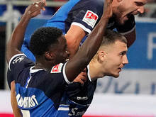 Darmstadt in 2. Liga weiter Spitzenreiter