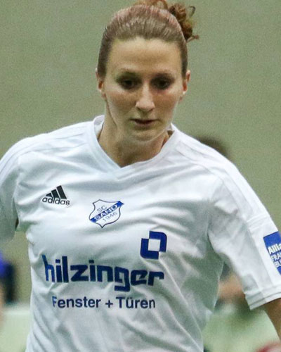 Julia Zirnstein