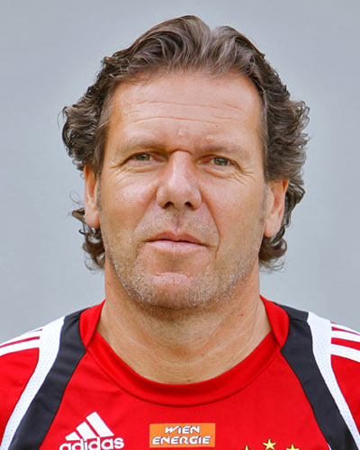 Manfred Kohlbacher