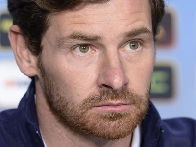 Tottenham-Coach André Villas-Boas macht sich für eine verkürzte Transferperiode stark Tottenham-Coach André Villas-Boas macht sich für eine verkürzte Transferperiode stark