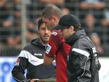 Christian Strohdiek vom SC Paderborn (M) musste gegen Bochum verletzungsbedingt vom Platz