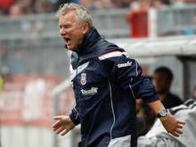 Frankfurts Trainer Benno Möhlmann erwartet beim schnellen Wiedersehen einen stärkeren FC Ingolstadt