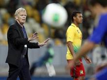 Volker Finke warnt seine Spieler vor dem Match gegen Tunesien vor Leichtfertigkeit