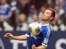 Marco Höger wurde wegen Knieproblemen in ein Krankenhaus gebracht. Foto: Bernd Thissen