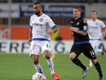 Joan Oumari sah gegen Dresden die rote Karte und wurde nun für ein Spiel gesperrt