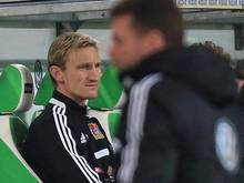 Sami Hyypiä (l.) muss derzeit nicht um seinen Trainerposten bei Bayer Leverkusen fürchten