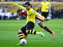 Henrich Mchitarjan (l) spielt mit Dortmund auf einmal wieder erfolgreich. Foto: Bernd Thissen