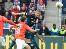 Erst in der 82. Minute platziert Bastian Schweinsteiger einen Kopfball in das Mainzer Tor