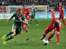 André Hahn (l) will bei Borussia Mönchengladbach durchstarten. Foto: Stefan Puchner