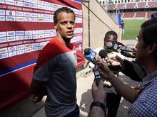 Timothy Chandler ist im Fokus der Eintracht