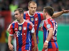 Holger Badstuber (M) feierte gegen Wolfsburg sein Bundesliga-Comeback. Foto: Jonas Güttler