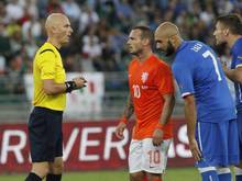Wesley Sneijder (M.) will die Italien-Niederlage wieder gut machen