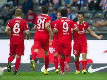 Dank Shinji Okazaki (r) gewann der FSV Mainz 05 bei der Hertha aus Berlin. Foto: Maja Hitij