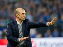Schalkes Trainer Roberto Di Matteo festigt die Abwehr