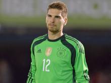96-Torwart Ron-Robert Zieler hat Halsschmerzen. Foto: Carmen Jaspersen