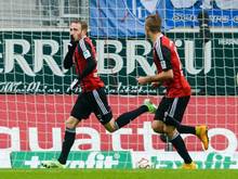 Ingolstadts Moritz Hartmann (l) erzielte das 1:0 gegen den VfL Bochum