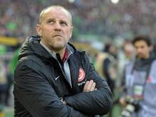 Frankfurts Trainer Thomas Schaaf hofft auf eine Überraschung gegen den BVB