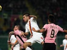Für die Roma um Kevin Strootman (M), reichte es gegen Palermo nur zu einem 1:1
