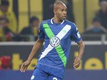Naldo hat sich eine Knieprellung zugezogen. Foto: Friso Gentsch